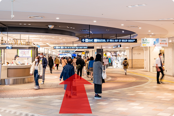 横浜東口地下街ポルタへ